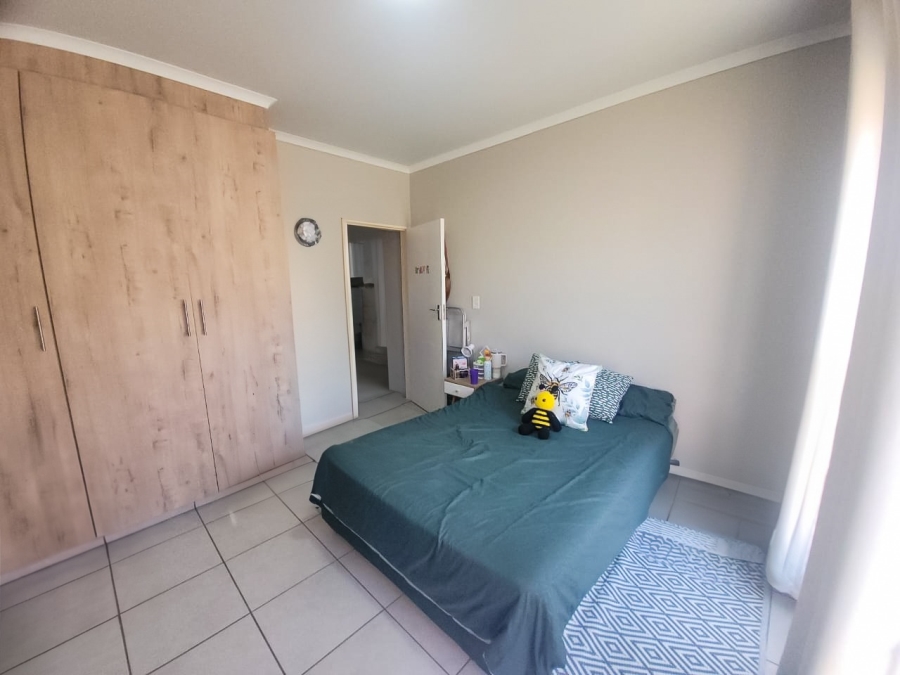 2 Bedroom Property for Sale in Van Der Hoff Park North West
